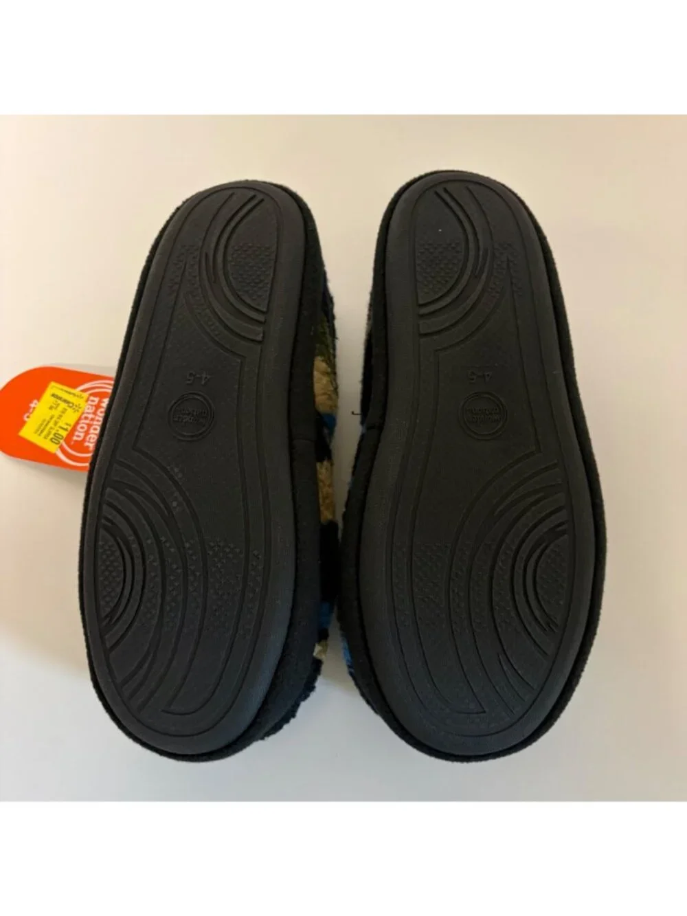 Wonder Nation BYB Black Blue Camo Fuzzy Slippers Boys Size 4-5 Slip On NEW